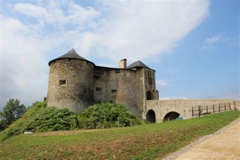 Ch Teau Fort De Maul On Mauleon Licharre Ce Qu Il Faut Savoir