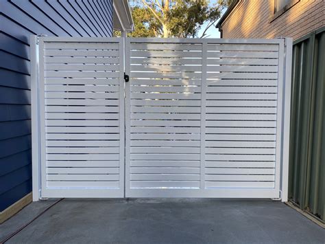 Slatted Fences Gates And Screens Natural Fencing