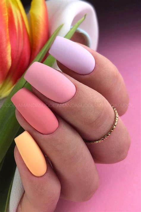 23 Beautiful Pastel Nails For Spring 2021 Stayglam Multicolored Nails Multicoloured Nails