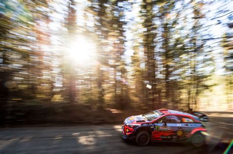 Rallye du Chili Neuville abandonne après son accident dans la 8e spéciale