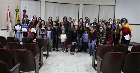 Escola do Legislativo de Pouso Alegre Câmara forma 9ª turma de Libras