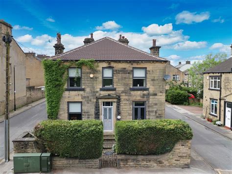 3 Bed End Terrace House For Sale In New Street Farsley Pudsey West