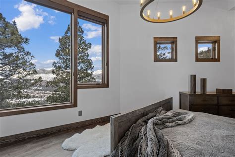 Skyes Peak Beautiful New Home With Breathtaking Views Of The