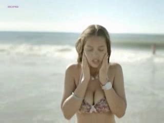 Naked Marie Ange Casta In Mineurs