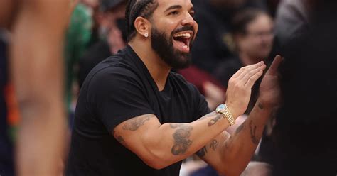 Drakes Miskeen Face Tattoo Is 6ix Gods Latest Homage To Toronto