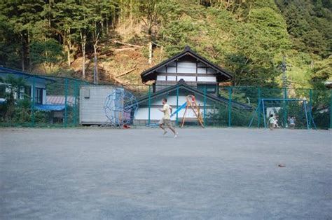 「廃校キャンプ！廃校をリノベーションした宿泊施設 渋谷区檜原自然の家」 檜原村の観光・お勧めスポット・穴場情報をみんなで集めてるサイト