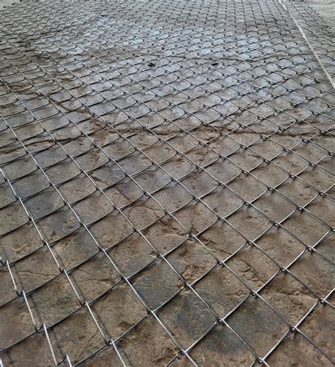 Galvanized Iron Chain Link Fencing Mesh Height 10 Feet Mesh Size 25 X 25 Inch At Rs 76kg