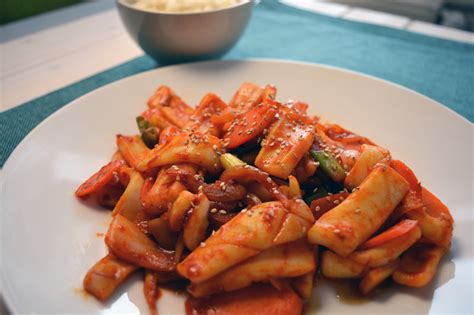 Ojingeo Bokkeum 오징어볶음 Stir Fried Squid Kimchiandbasil