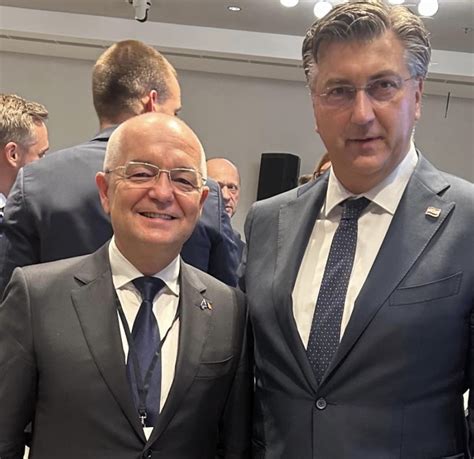 Cluj Napoca Primarul Emil Boc S A Nt Lnit Cu Andrej Plenkovic