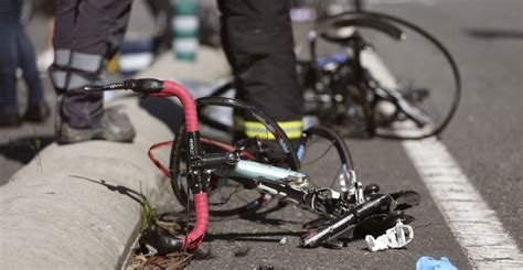 Dos Ciclistas Muertos En Sendos Accidentes De Tráfico En Alicante Comunidad Valenciana El PaÍs