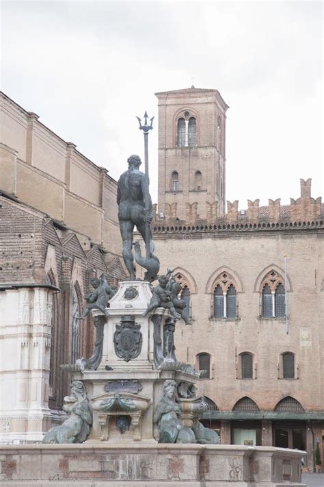 Fontana Di Nettuno Bologna Immagine Stock Immagine Di Fontana