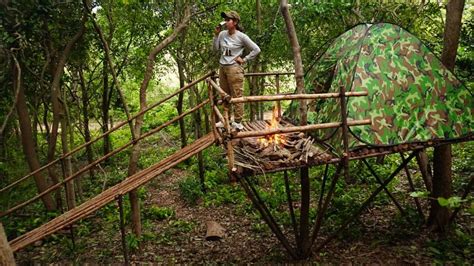 2 Day Solo Bushcraft Camping Build Tree House Bushcraft Shelter Cook Bbq Dinner Living Off Grid