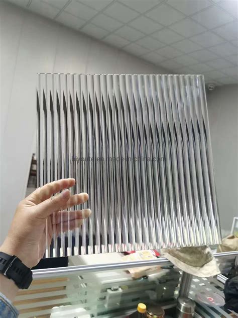 5mm 6mm 8mm 10mm 12mm Ultra Clear Low Iron Moru Fluted Textured Reed Pattern Glass Pattern