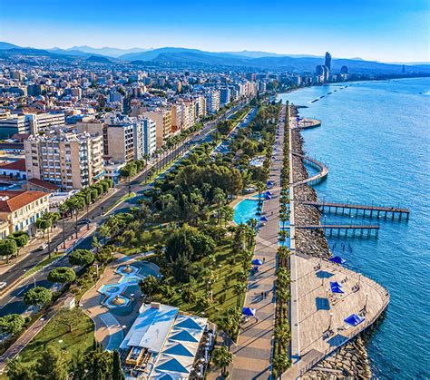 Limassol Auf Zypern Stadt Str Nde Sehensw Rdigkeiten