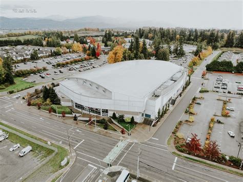 Travelers are flocking to abbotsford victoria for the scenery 9