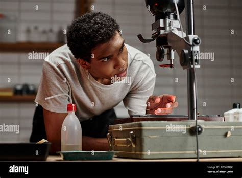 Enlarger adjustment hi-res stock photography and images - Alamy