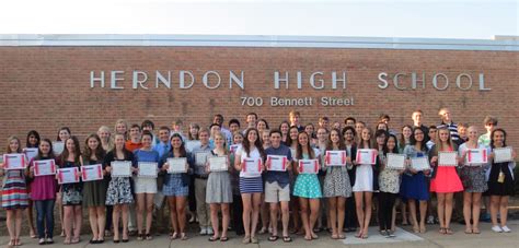 40 Students Honored By Herndon High School