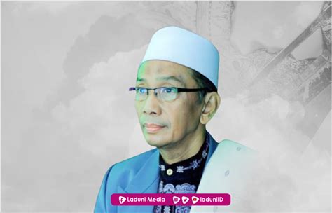 Biografi KH Abdul Hamid Abdullah SH M Si Profil Ulama LADUNI ID