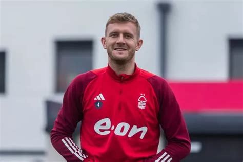 Joe Worrall Nottingham Forest Transfer Twist Amid Besiktas Clause