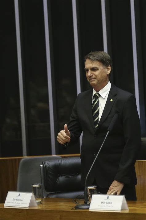 Cirurgia Para Retirada Da Bolsa De Colostomia De Bolsonaro é Adiada