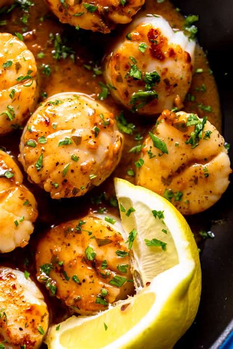 Lemon Butter Scallops Recipe Fox And Briar