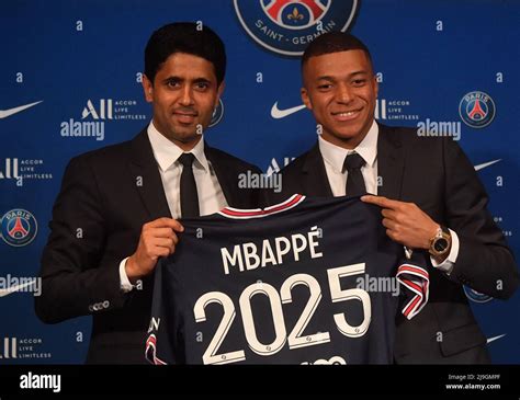 Paris Frankreich Psg Pr Sident Nasser Al Khelaifi Und