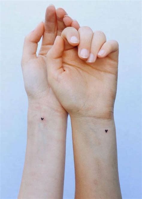 Tatuagens Delicadas Para Casal As Tatuagens De Casal Est O Em Alta Que