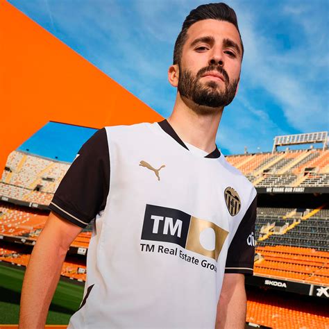 Camisetas La Liga 2024 25 Valencia 4 Todo Sobre Camisetas