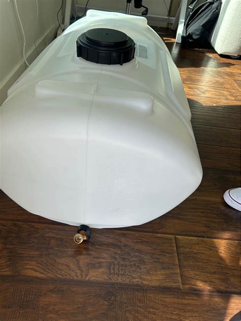 40 Gallon water tank - Water Storage & Rain Barrels - San Diego