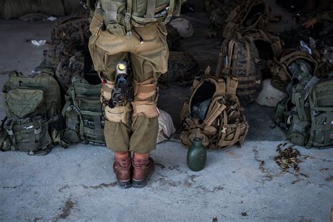 Caracal Battalion Photos Of Mixed Gender Israeli Combat Unit Training