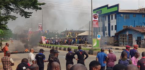 Tension In Benin As Angry Youth Block Roads Ahead Oshiomhole S Arrival