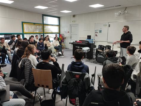 Démonstrations Beatbox De Florent Cergial Alias Micflow Collège Voltaire