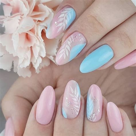 60 Almond Shape Nail Designs To Admire