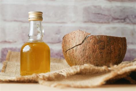 Huile De Noix De Coco Bienfaits Santé Beauté Et Bien être