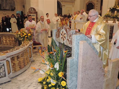 CENTROABRUZZONEWS SOLENNE ED EMOZIONANTE CERIMONIA IN CATTEDRALE PER