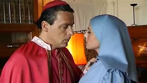 Deutsche MILF Nonne Wird Vom Pastor In Der Kirche Gefickt XHamster