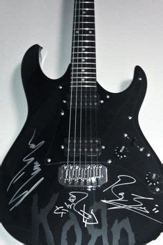 Korn guitar New Bands, Kosas, Finding God, Cool Guitar, Musical ...