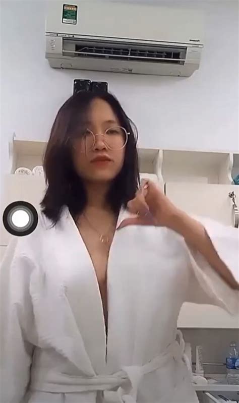 Full clip Lê Mỹ Hạnh khoe đống đồ chơi bạo dâm Full Clip Hot Tổng hợp full clip hot nhất