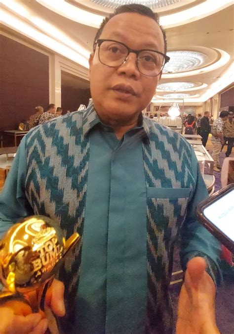 Bank Kalbar Sabet Tiga Penghargaan Bintang 5 TOP BUMD Awards 2023