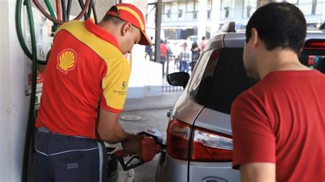 Shell Y Axion Esta Vez Se Anticiparon A Ypf Y Subieron Sus Combustibles