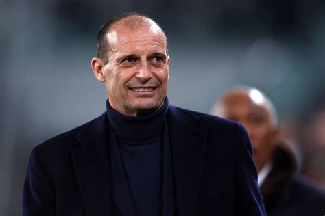 Juventus Napoli Sorpresa In Attacco Per Allegri La Probabile Formazione