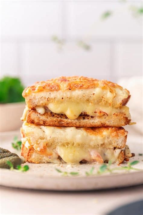 BEST Croque Monsieur Recipe | La Cuisine de Géraldine