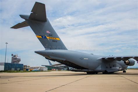 Military C17 USAF Transport Plane Editorial Stock Photo - Image of demonstration, flying: 13762348