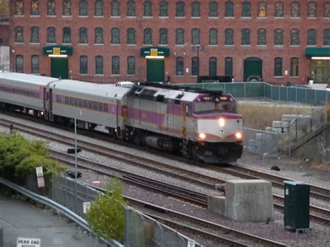 Mbta Emd F40ph 2c 1061 In Somerville Ma Ck4049 Flickr