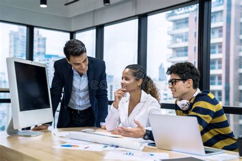 Business People Work in Teams while Working in the Office Stock Photo ...