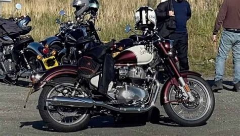 Production-Ready Royal Enfield Classic 650 Spotted, Launch Soon?