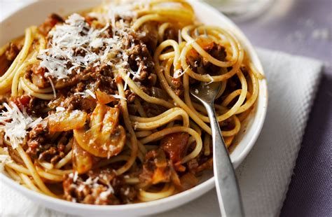 Slimming World spaghetti Bolognese recipe | GoodtoKnow