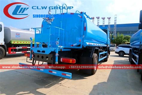 Wheel Sinotruk Howo L Water Tank Truck Guyana