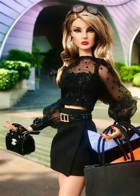 Pin By Alecia Corbett On Dolls Barbie Dress Fashion Barbie Fashion