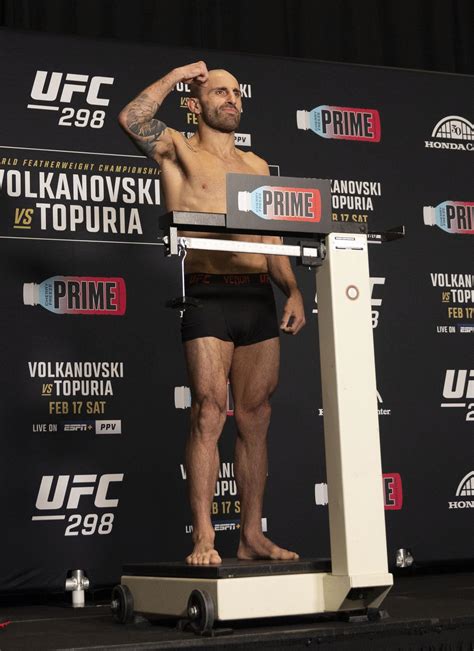 Ufc Fotos De La Pelea Entre Ilia Topuria Y Alexander Volkanovski